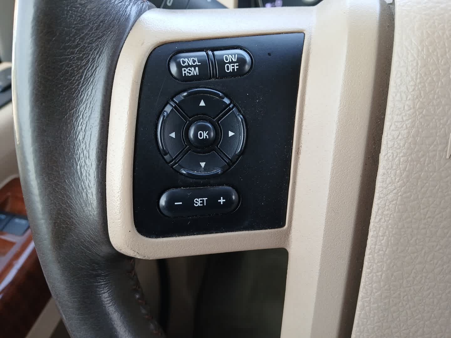 2015 Ford Super Duty F-250 SRW Lariat