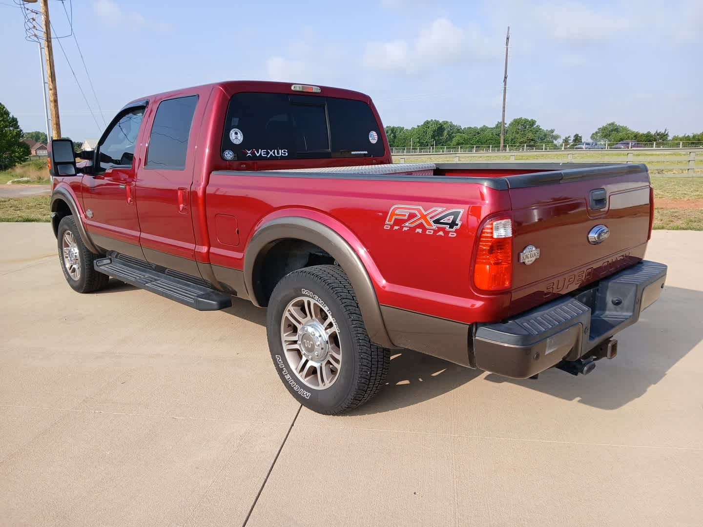 2015 Ford Super Duty F-250 SRW Lariat