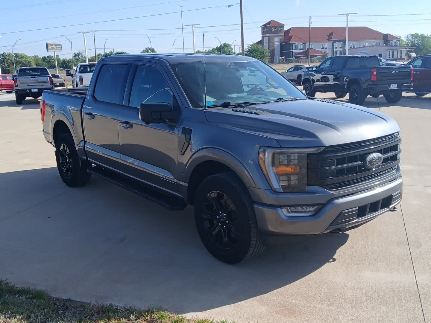 2022 Ford F-150 XL