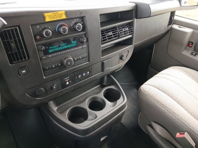 2025 Chevrolet Express Passenger 1LS