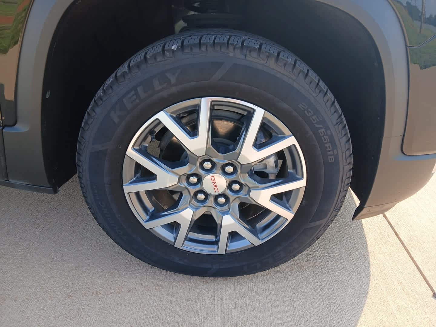 2023 GMC Acadia SLT