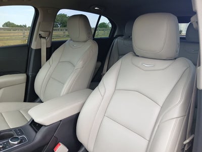 2022 Cadillac XT4 Premium Luxury