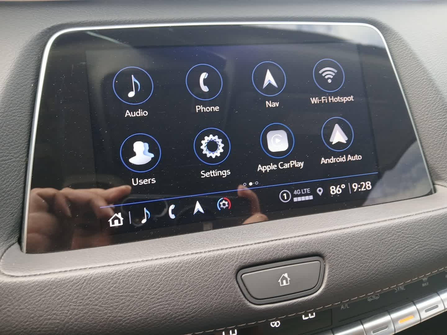2022 Cadillac XT4 Premium Luxury