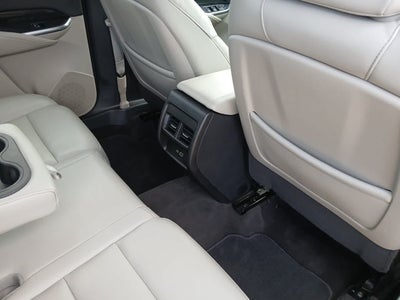 2022 Cadillac XT4 Premium Luxury