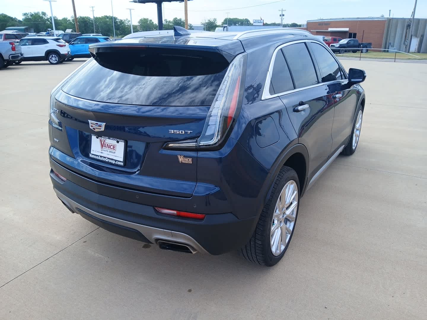 2022 Cadillac XT4 Premium Luxury