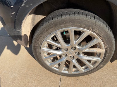 2022 Cadillac XT4 Premium Luxury