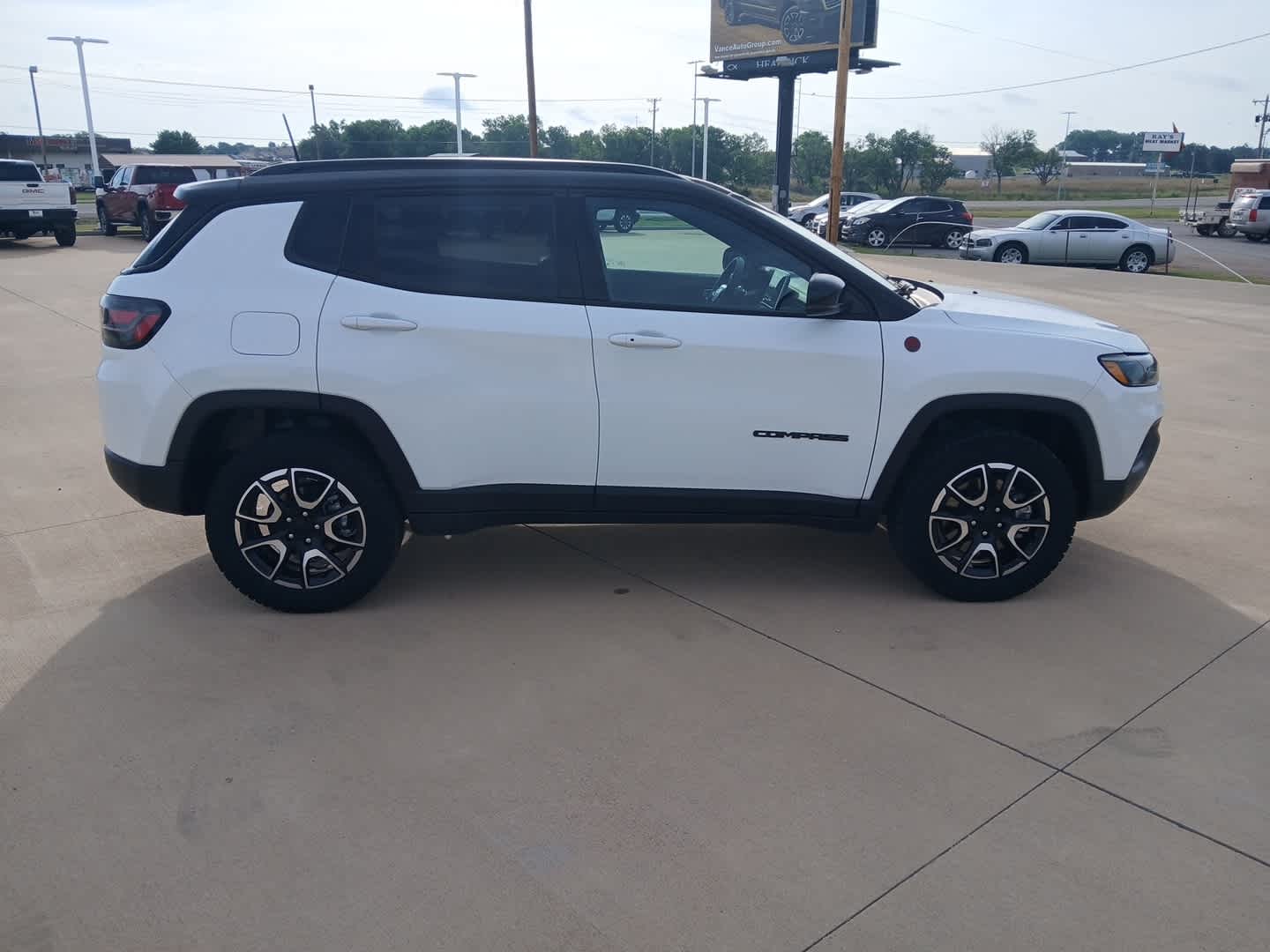 2024 Jeep Compass Trailhawk