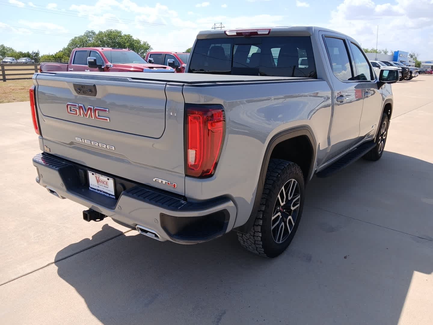 2025 GMC Sierra 1500 AT4
