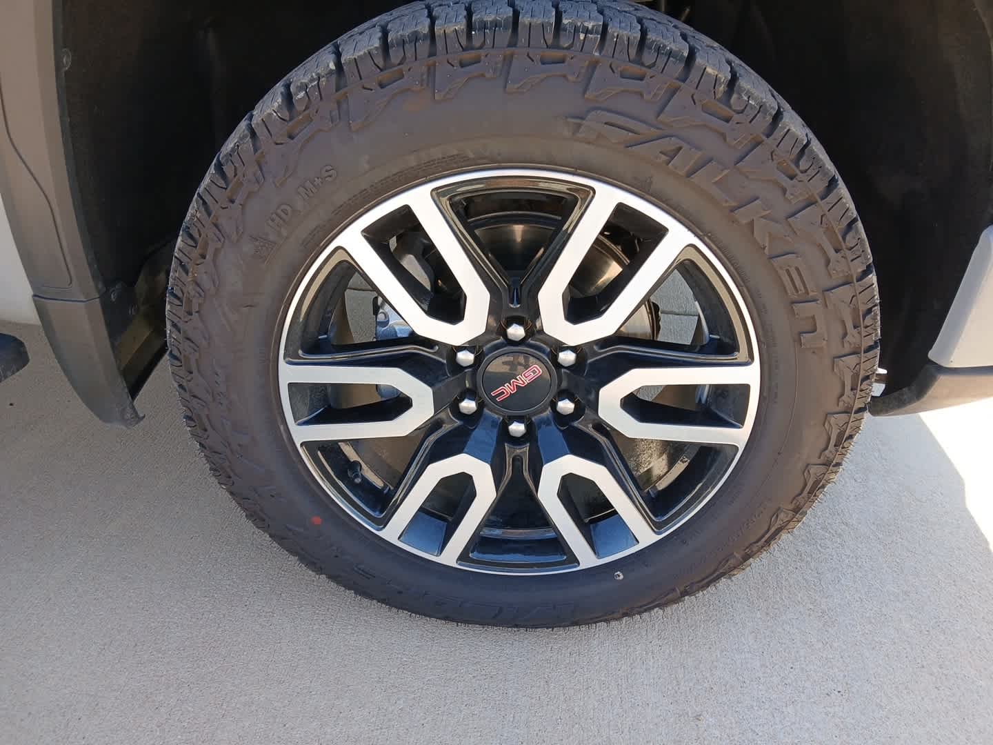 2025 GMC Sierra 1500 AT4