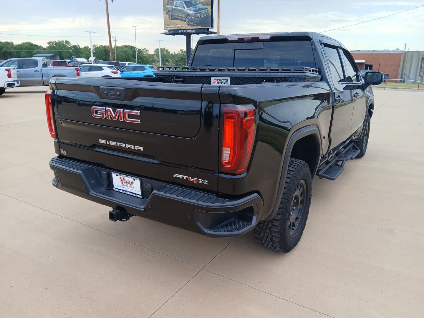 2024 GMC Sierra 1500 AT4X
