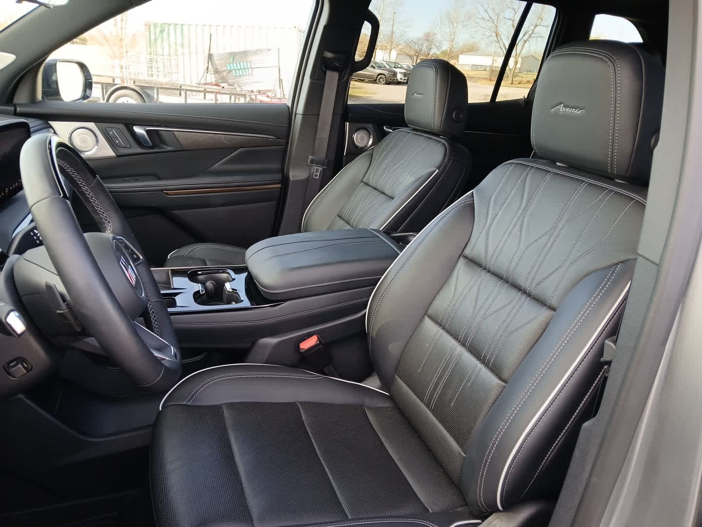 2025 Buick Enclave Avenir