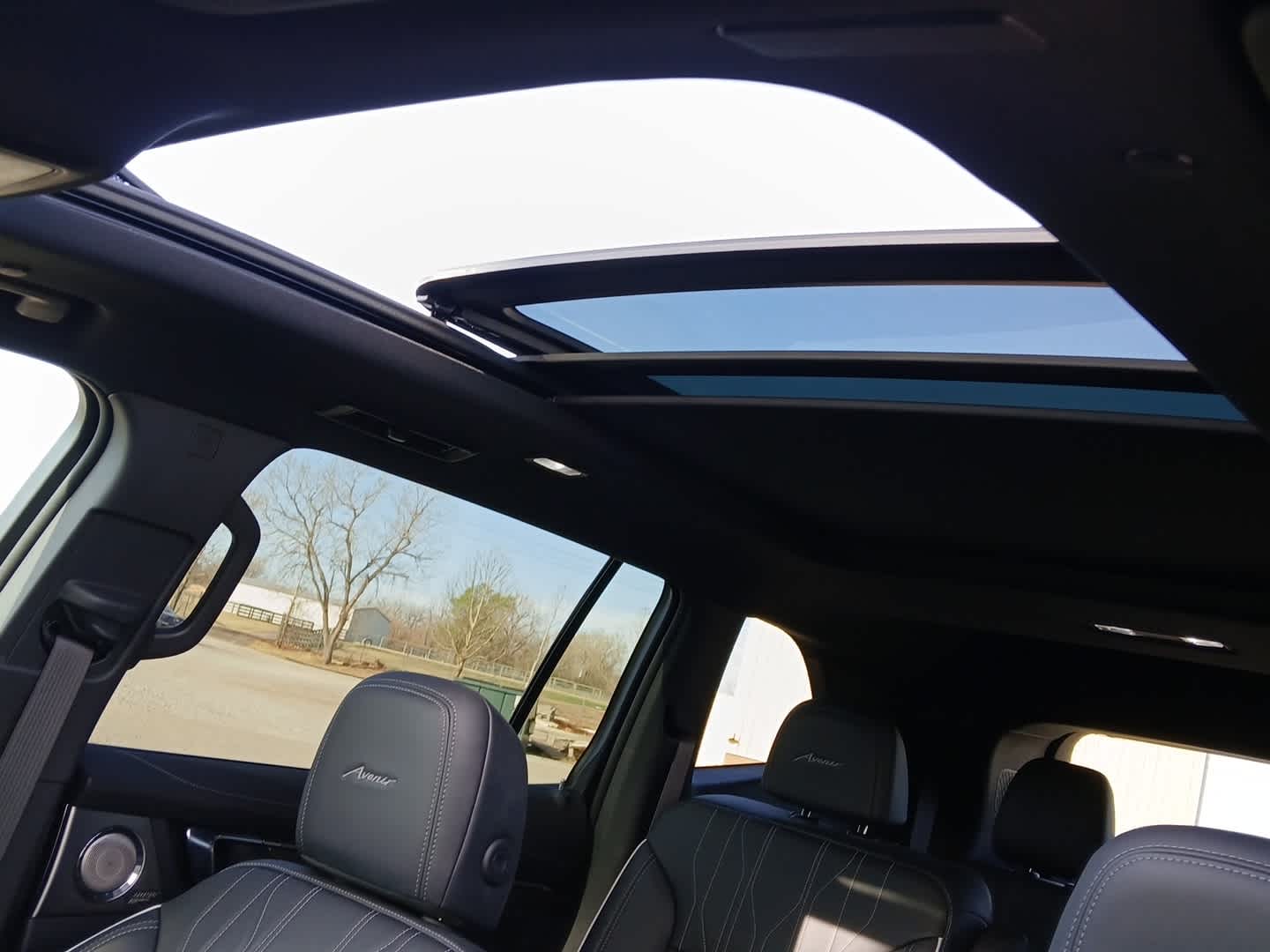 2025 Buick Enclave Avenir