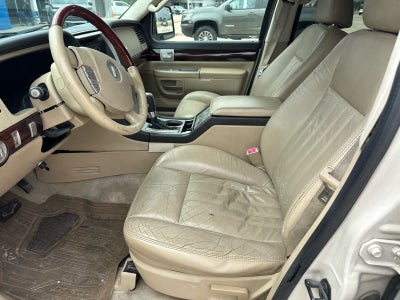 2005 Lincoln Aviator Base