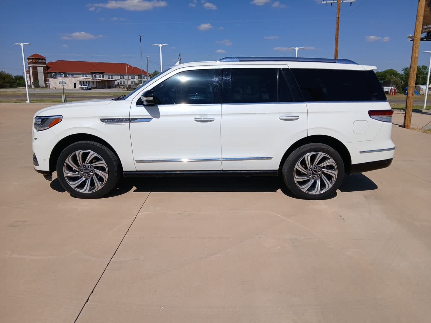 2024 Lincoln Navigator Reserve