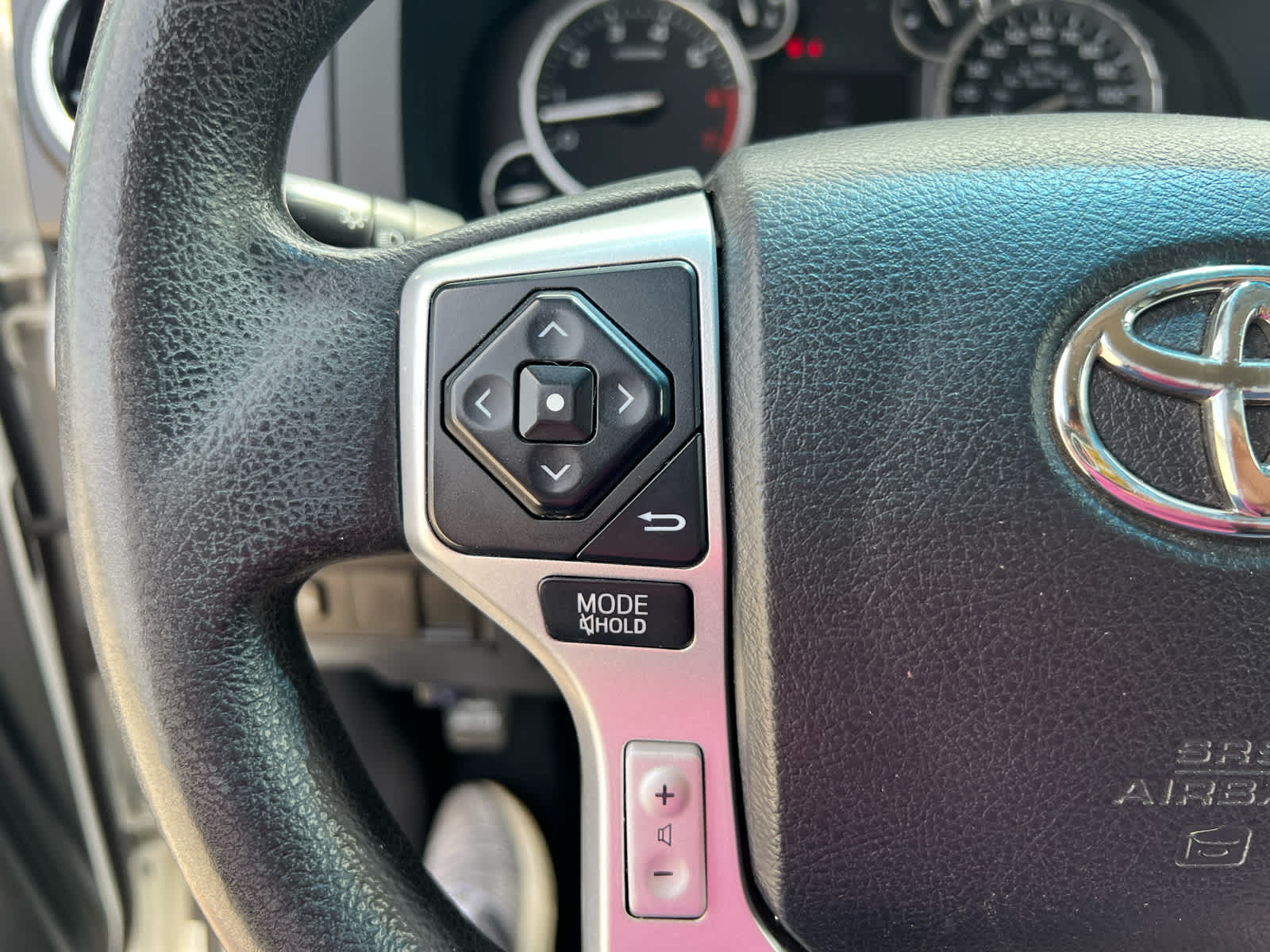 2016 Toyota Tundra 4WD Truck SR