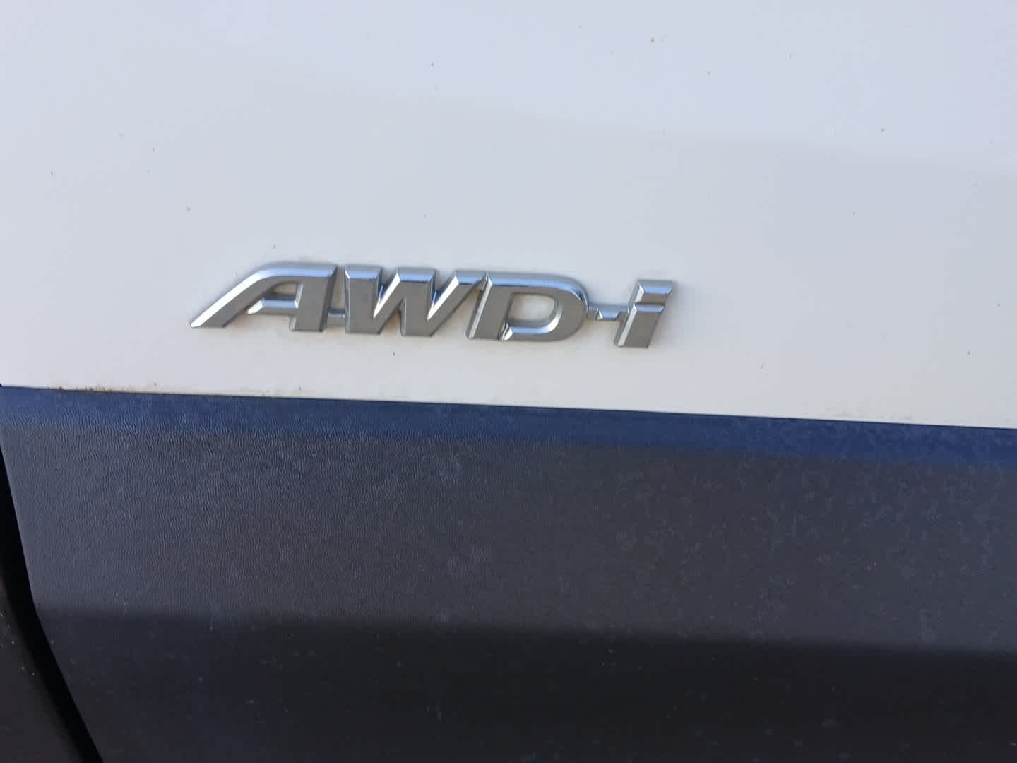 2018 Toyota RAV4 Hybrid LE Plus