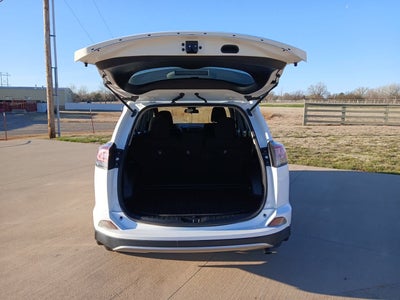 2018 Toyota RAV4 Hybrid LE Plus