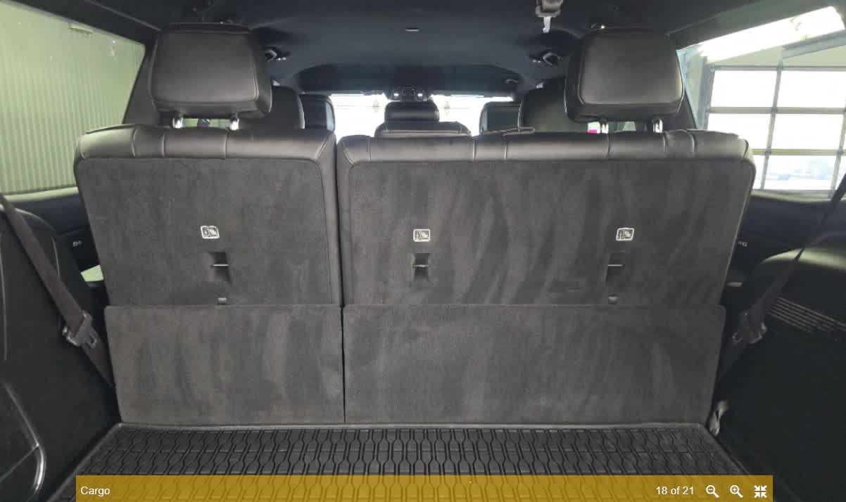 2024 Jeep Wagoneer Base