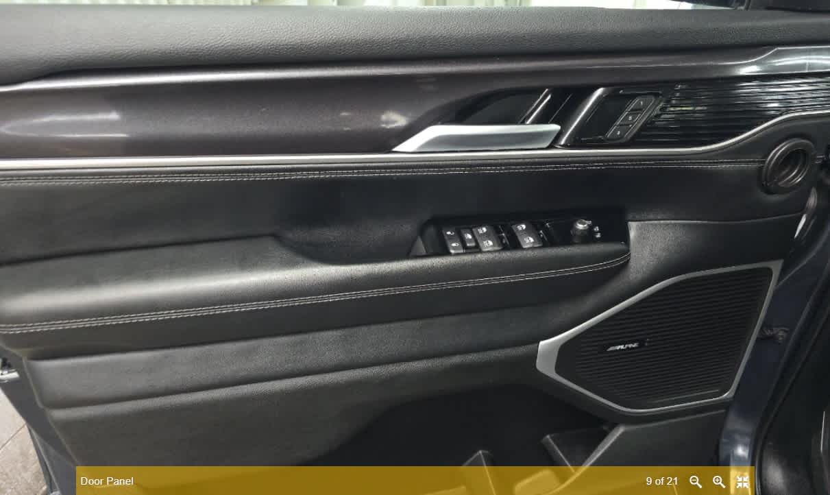 2024 Jeep Wagoneer Base