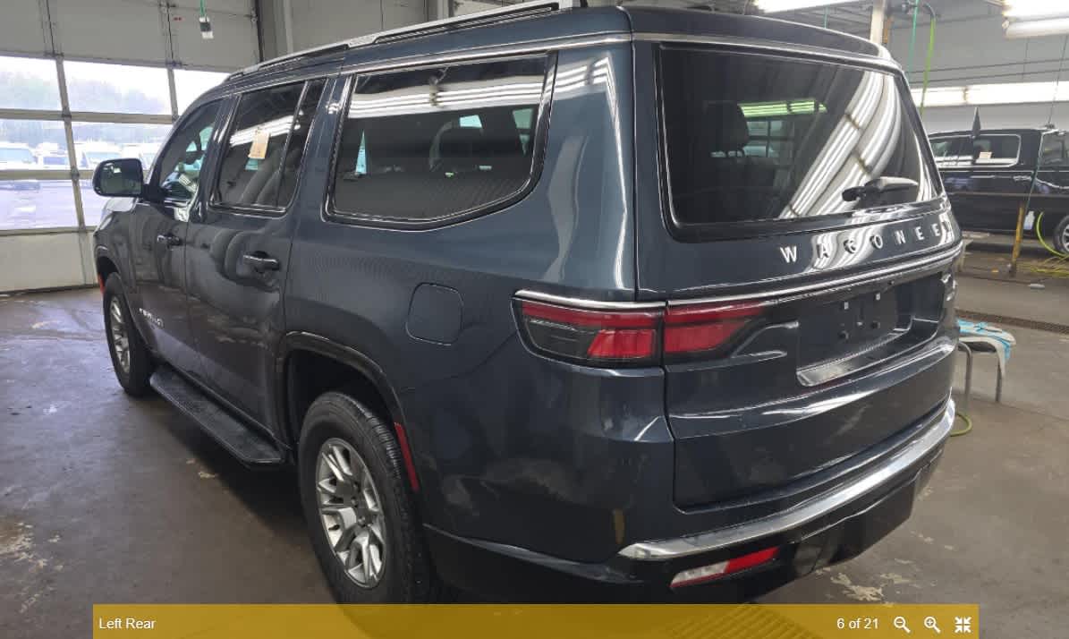 2024 Jeep Wagoneer Base