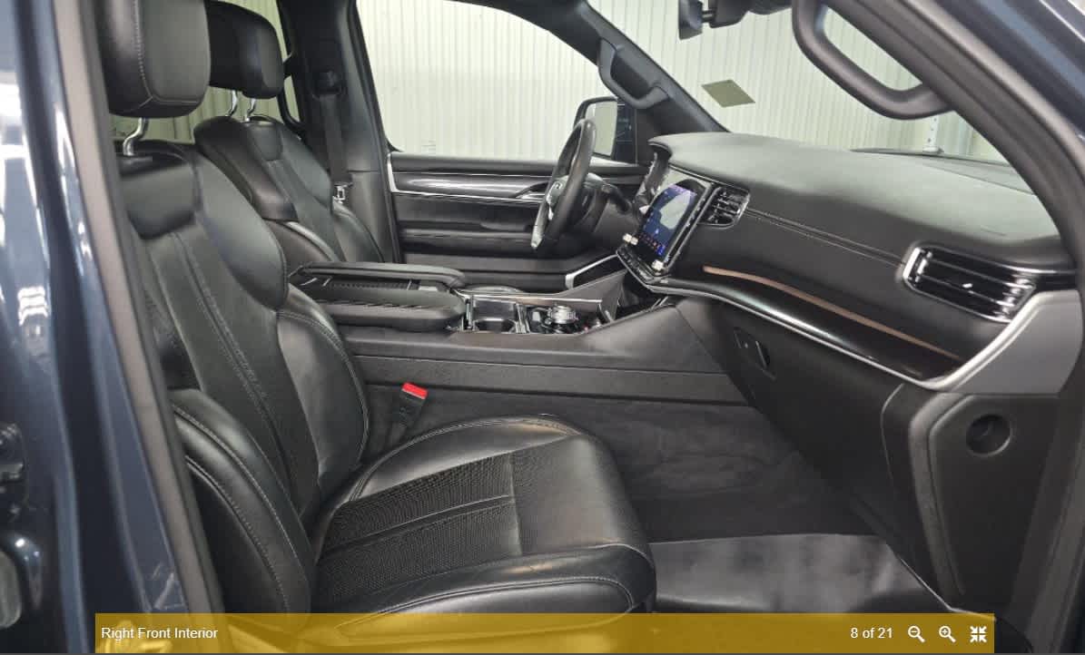 2024 Jeep Wagoneer Base