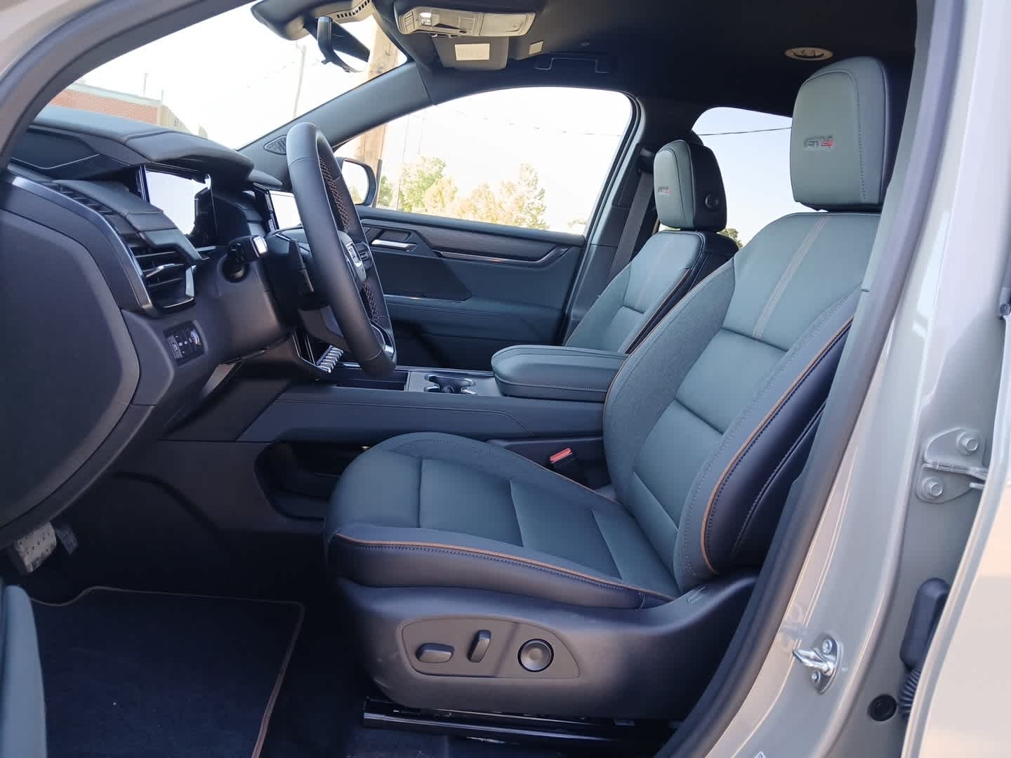 2027 GMC Acadia AT4