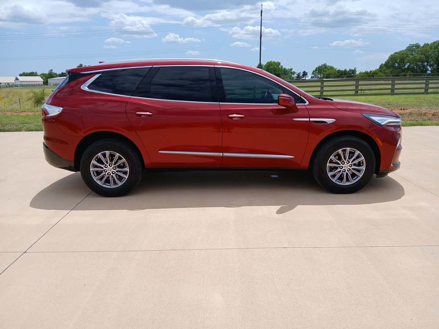 2023 Buick Enclave Essence
