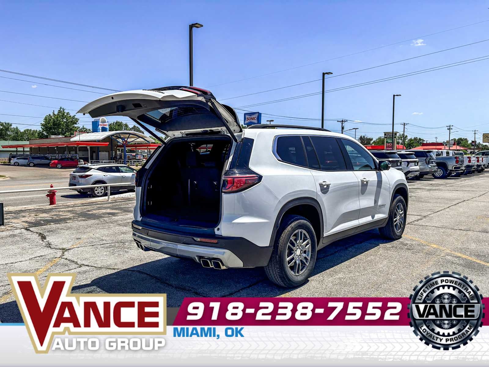 2025 GMC Acadia FWD Elevation