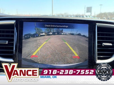 2025 Chrysler Voyager LX