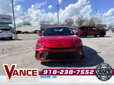 2025 Toyota Camry SE