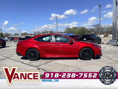 2025 Toyota Camry SE