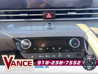 2025 Hyundai Elantra SEL Convenience