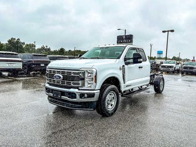 2025 Ford Super Duty F-350 SRW XL