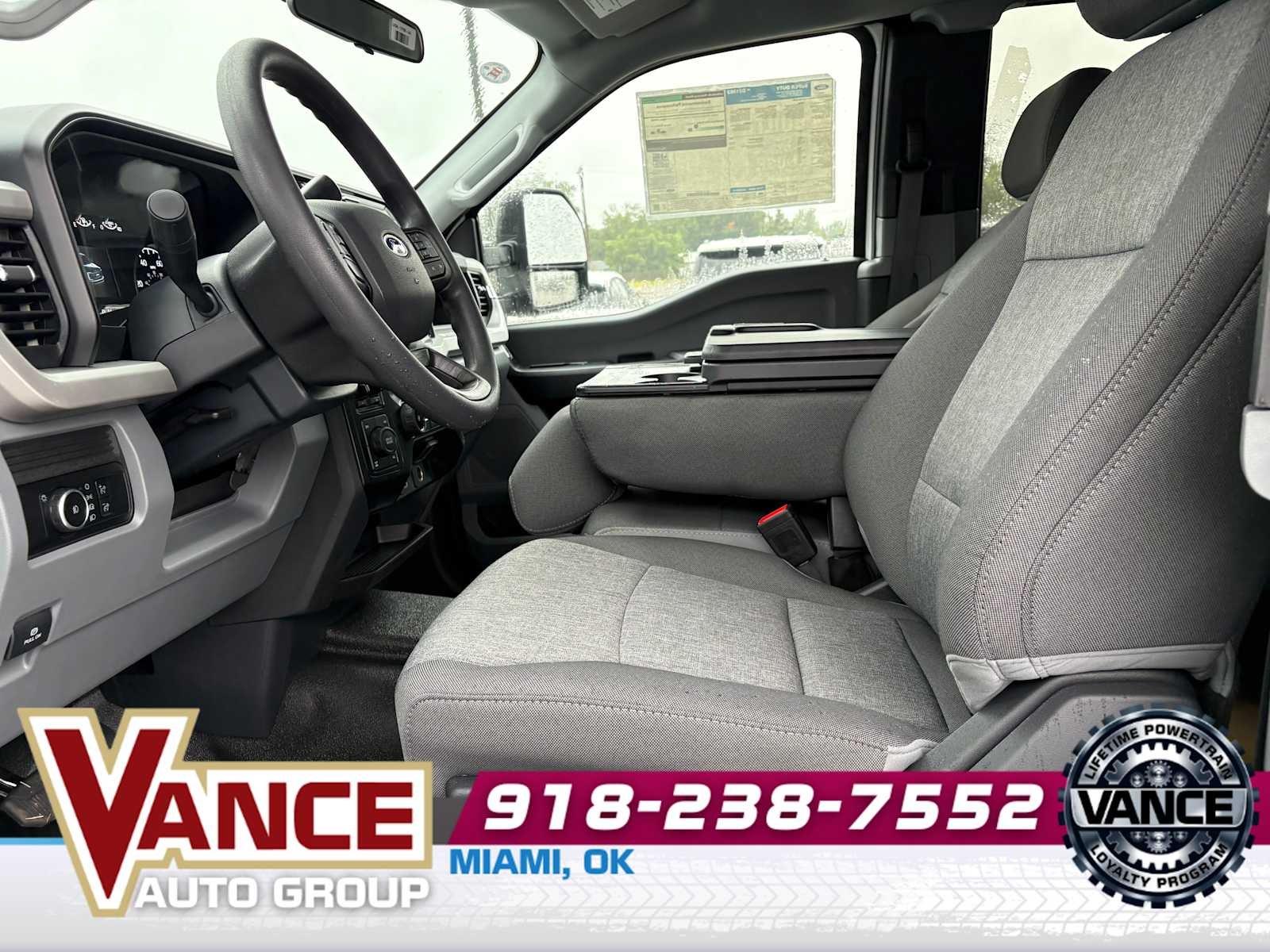 2025 Ford Super Duty F-350 SRW XL