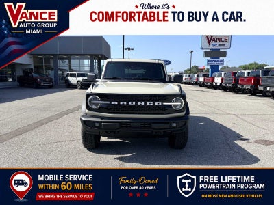 2026 Ford Bronco Outer Banks