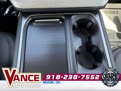 2025 Ford Expedition Active