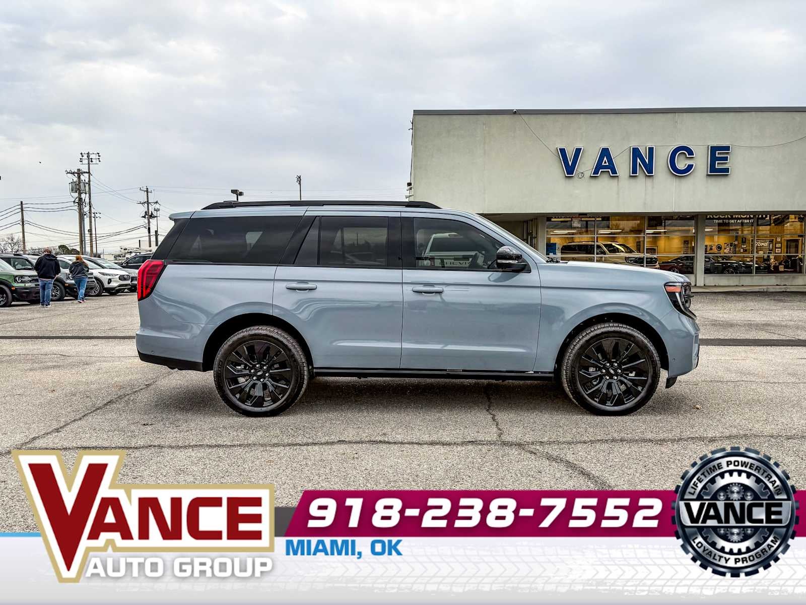 2025 Ford Expedition Platinum