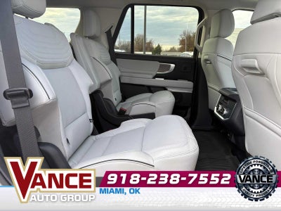 2025 Ford Expedition Platinum