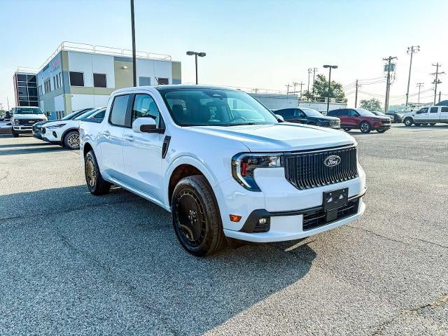 2025 Ford Maverick Lobo Standard