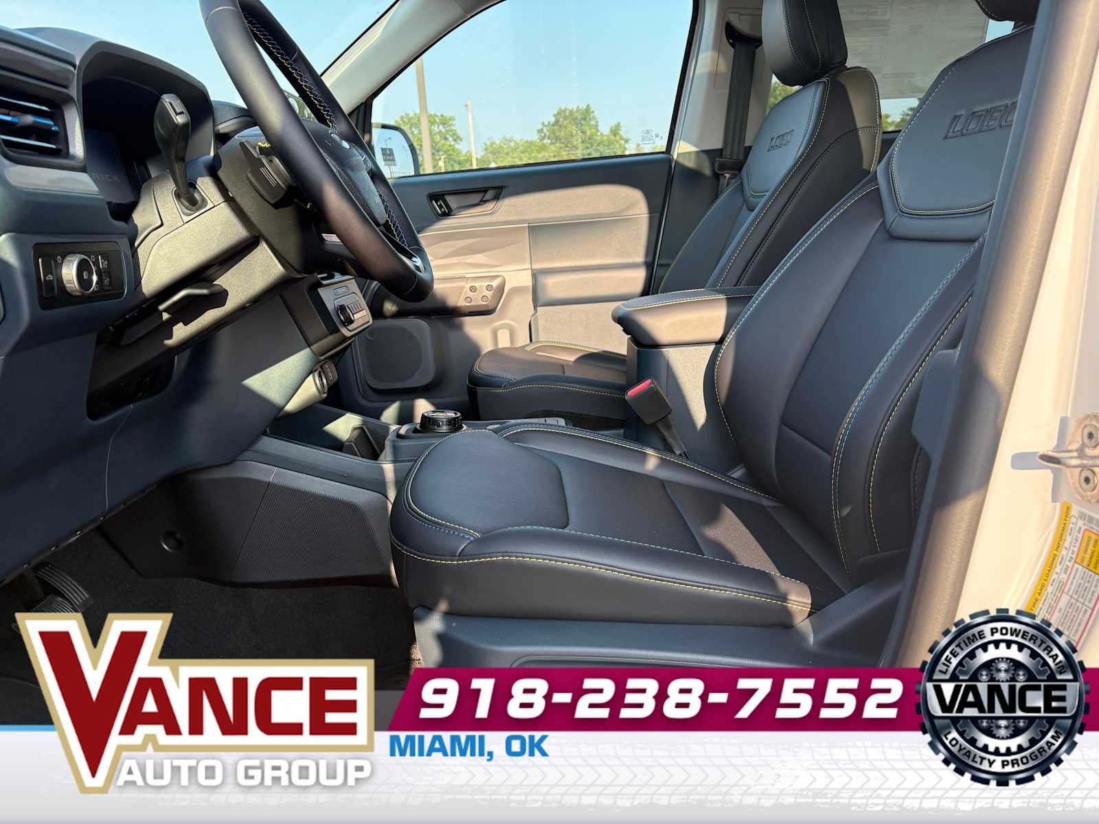 2025 Ford Maverick Lobo Standard