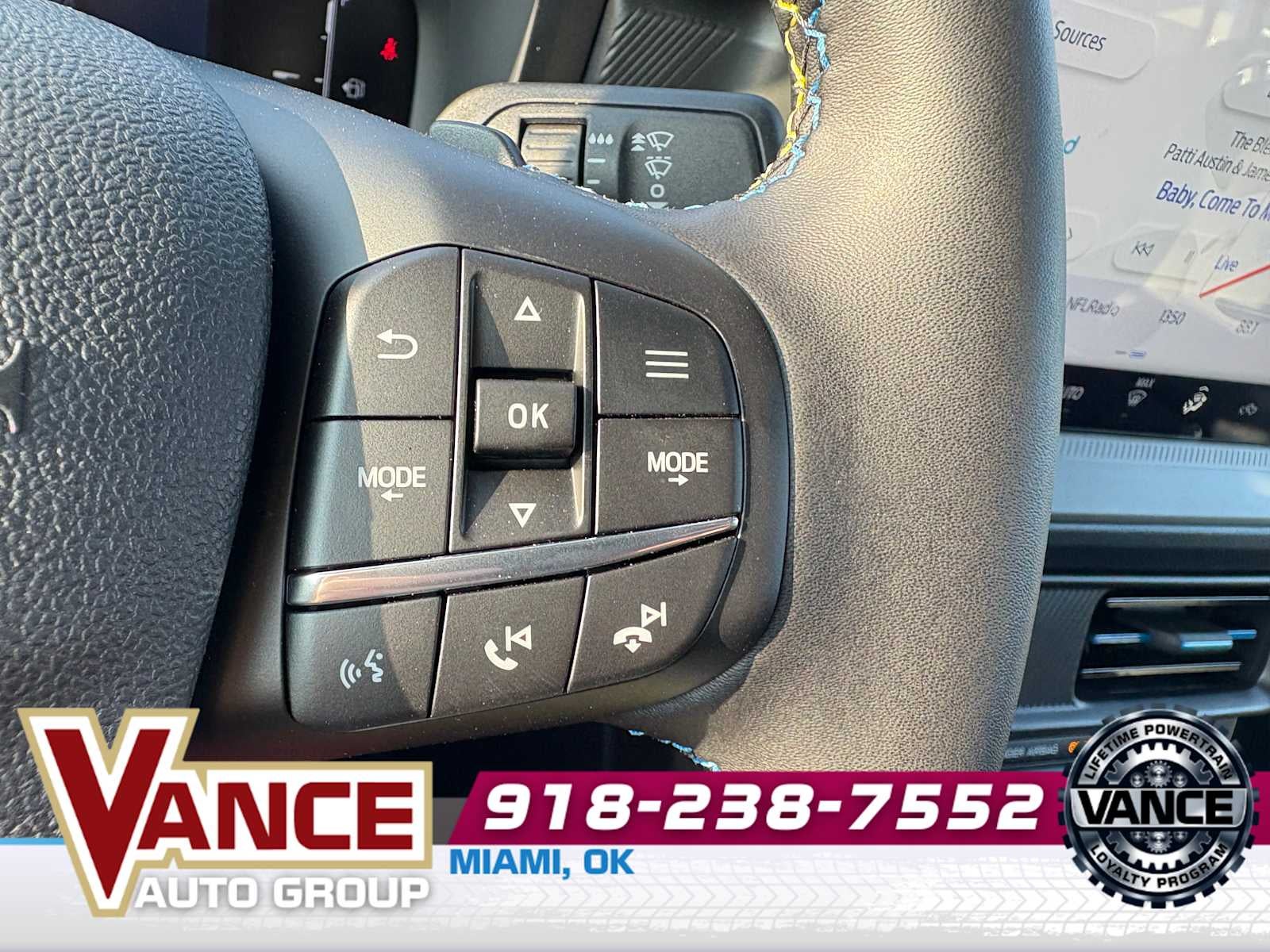 2025 Ford Maverick Lobo Standard