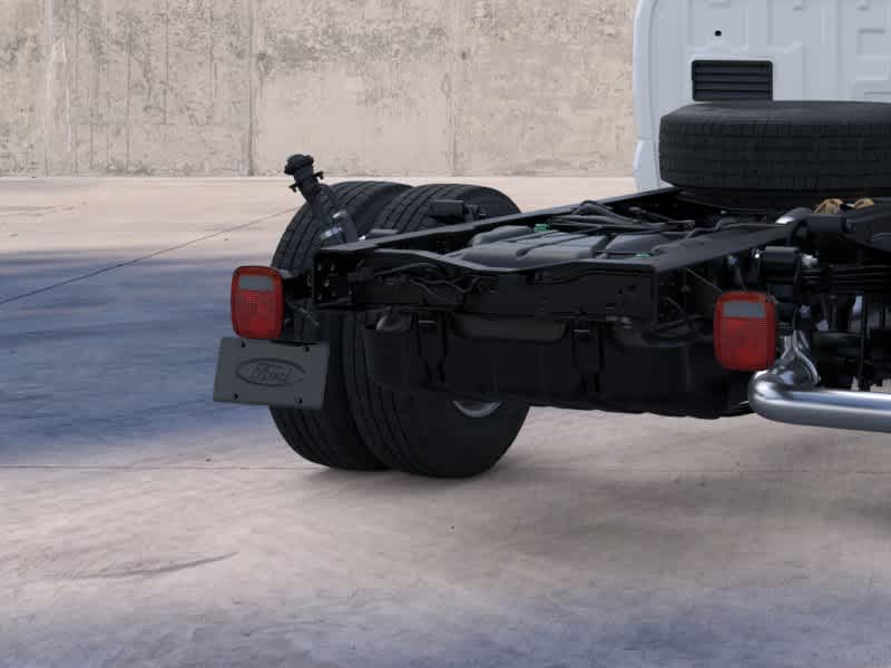 2026 Ford Super Duty F-350 DRW Chassis Cab XL