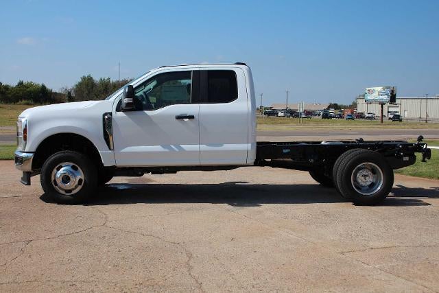 2026 Ford Super Duty F-350 DRW XL