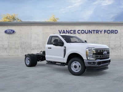 2026 Ford Super Duty F-350 DRW XL
