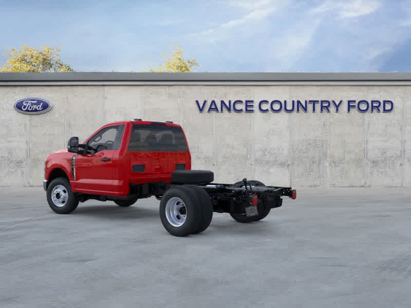 2025 Ford Super Duty F-350 DRW F-350® XL