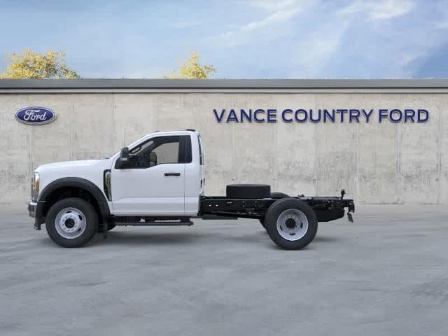 2025 Ford Super Duty F-550 DRW F-550® XL