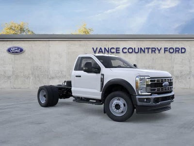 2025 Ford Super Duty F-550 DRW F-550® XL