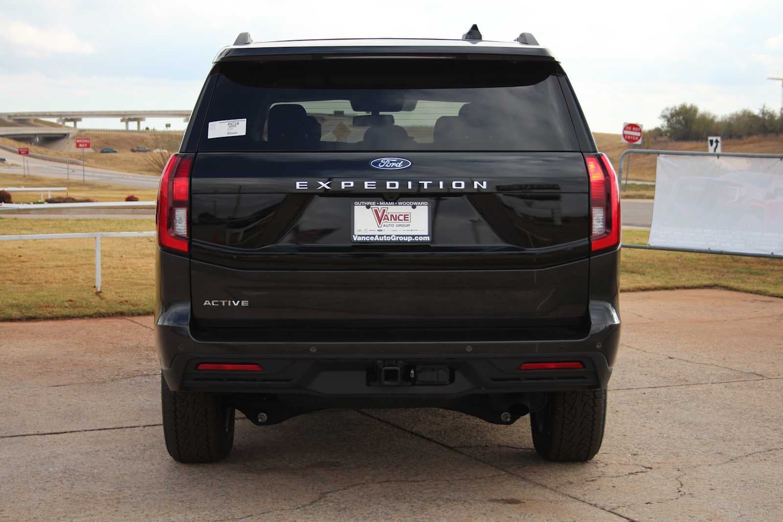 2025 Ford Expedition Active