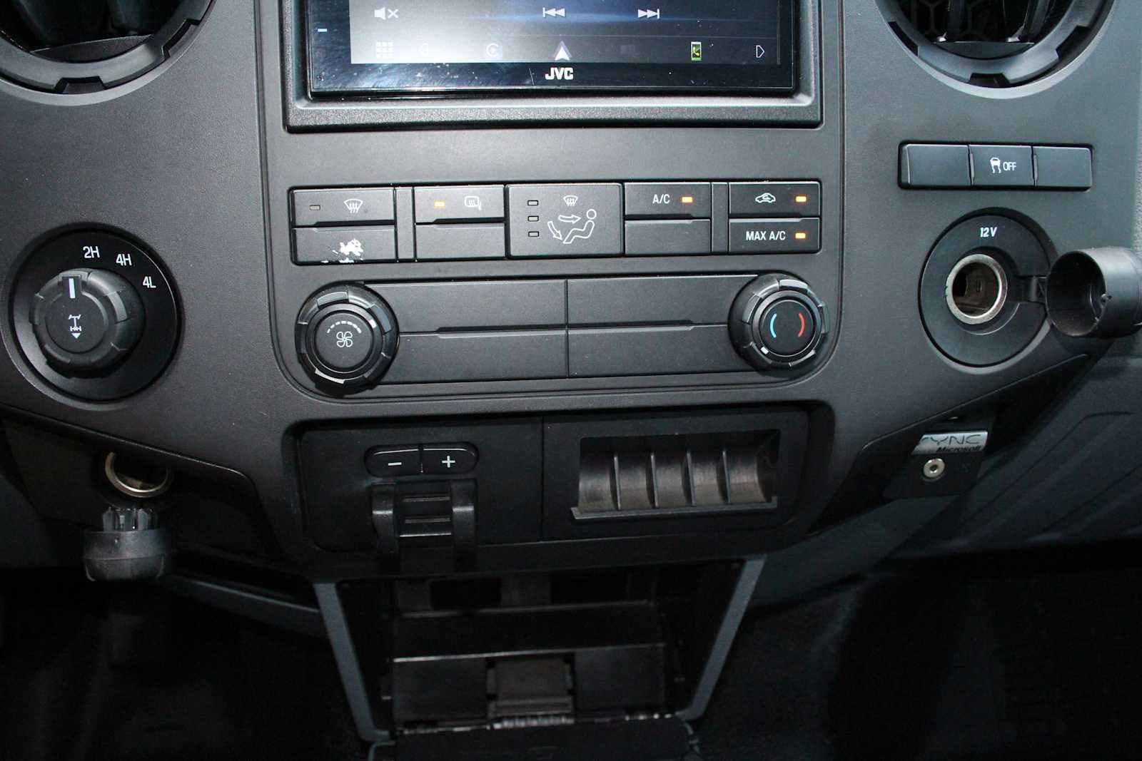 2013 Ford Super Duty F-250 Pickup XL