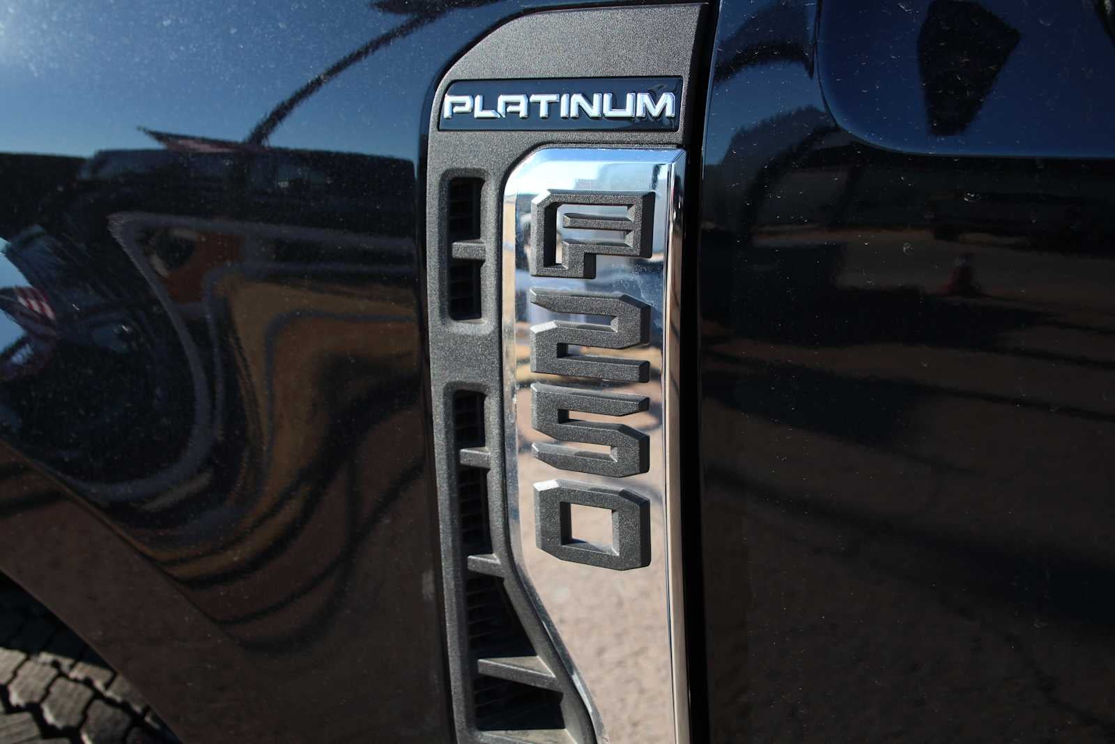 2026 Ford Super Duty F-250 SRW Platinum